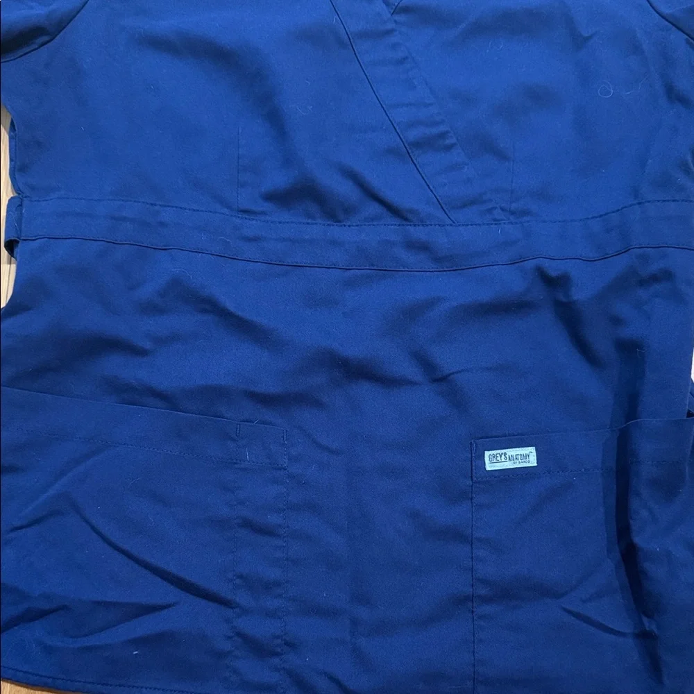 Grey's Anatomy Women's Navy Blue Scrub Top - Picture 2 of 3